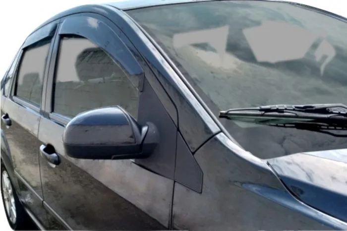 TG21005_1.jpg