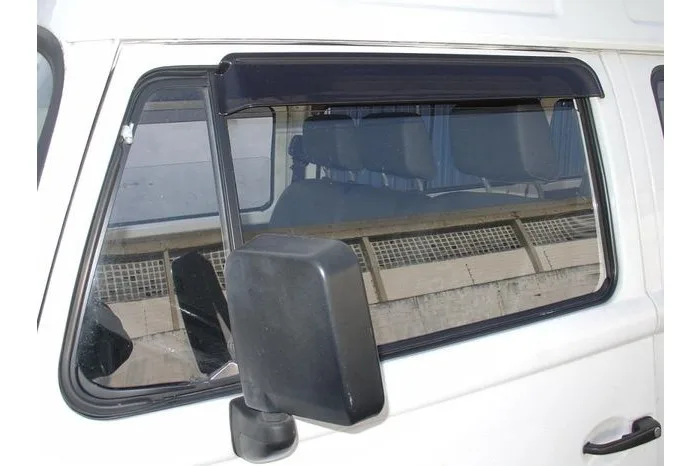 TG22012_1.jpg